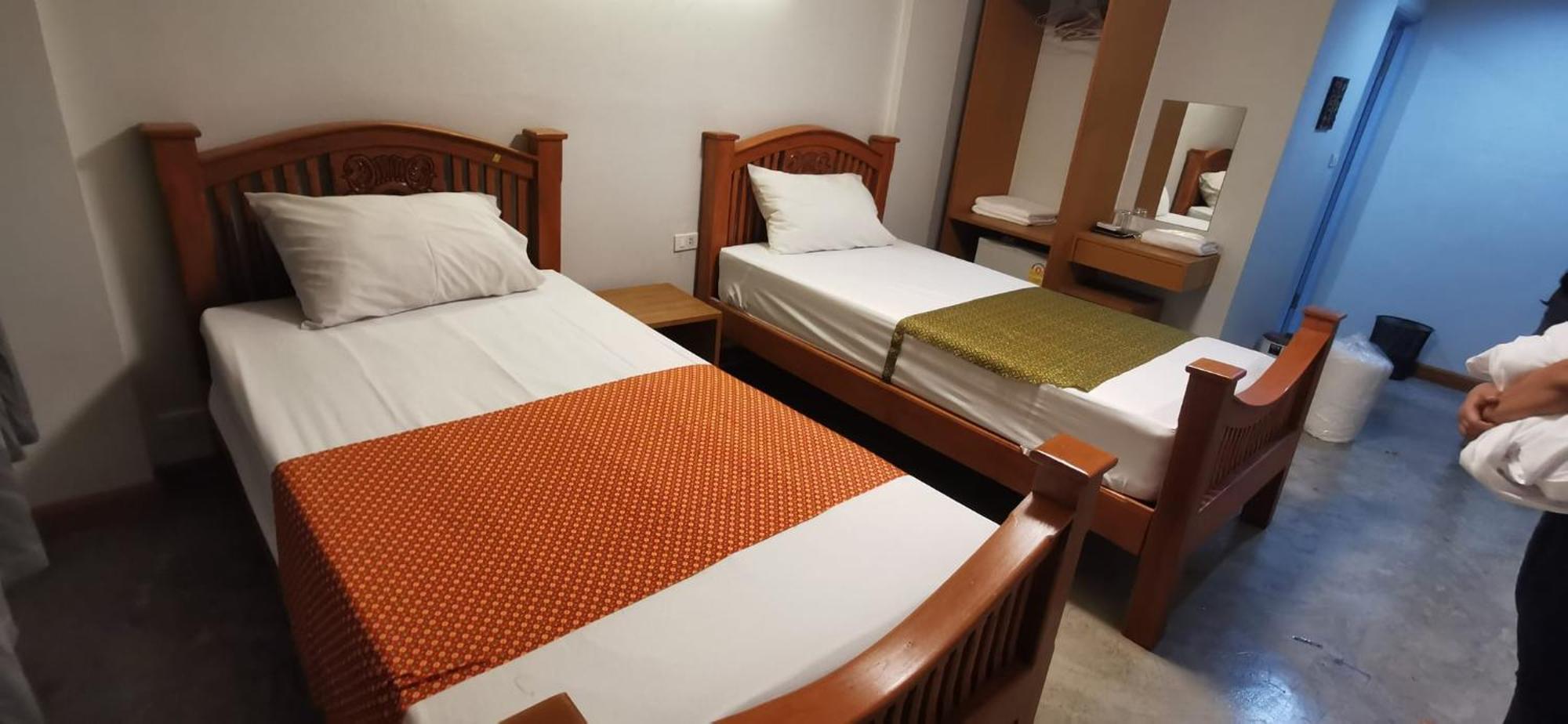 Go Inn Khaosan Road Bkk - โกอินน์ ตรอกข้าวสาร Bangkok Exteriör bild